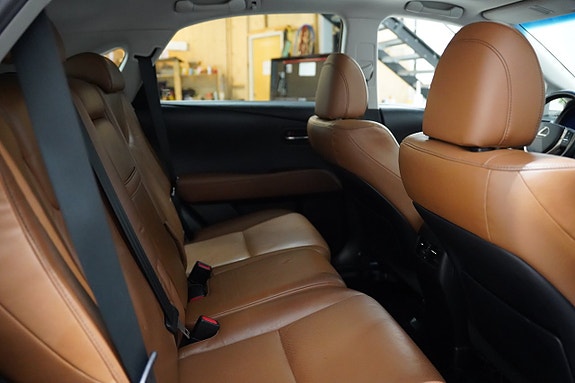 Lexus RX450h 21 of 23
