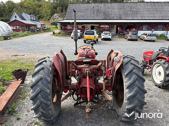 Traktor Volvo BM 320 4 of 29