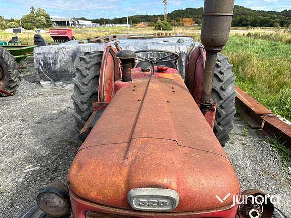 Traktor Volvo BM 320 20 of 29