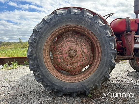 Traktor Volvo BM 320 19 of 29