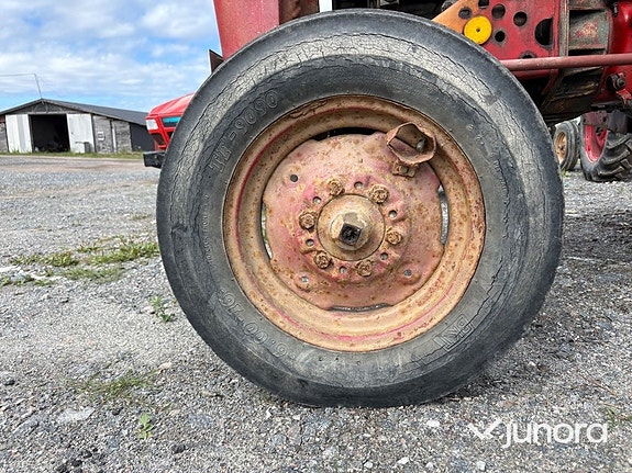 Traktor Volvo BM 320 17 of 29