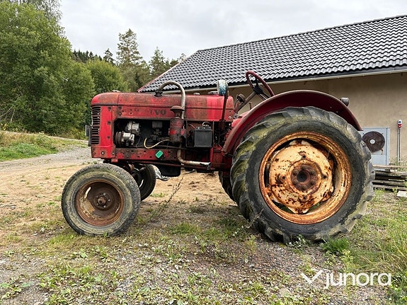 Traktor Volvo T22 2 of 30