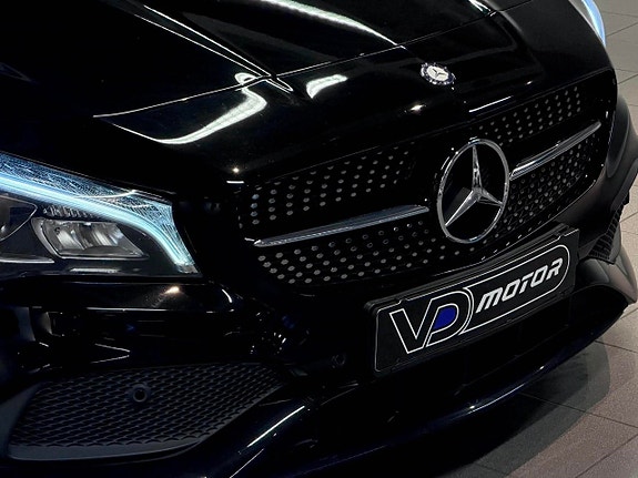 Mercedes-Benz CLA200 12 of 23