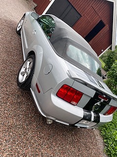 Ford Mustang 6 of 8