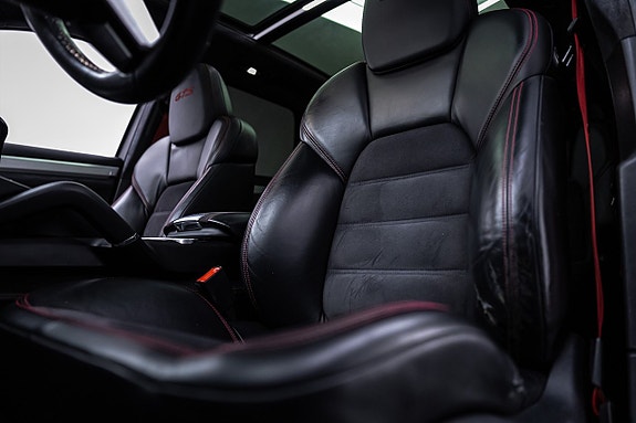 Porsche Cayenne GTS 22 of 27