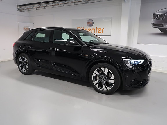 Audi e-tron 5 of 30