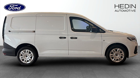 Ford Transit Connect 6 of 9
