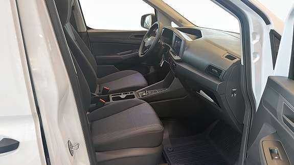 Ford Transit Connect 3 of 9