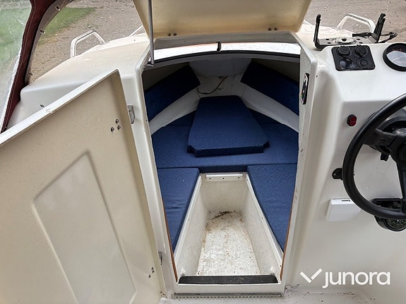 Motorbåt Ryds 485 FC – Yamaha F50 AET 50 hk 4-takt – Neptun trailer 22 of 30