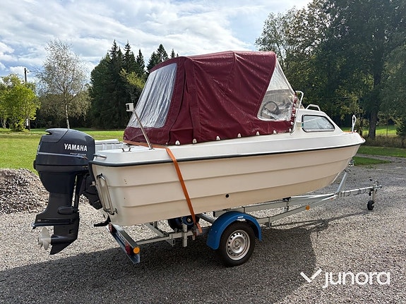 Motorbåt Ryds 485 FC – Yamaha F50 AET 50 hk 4-takt – Neptun trailer 8 of 30