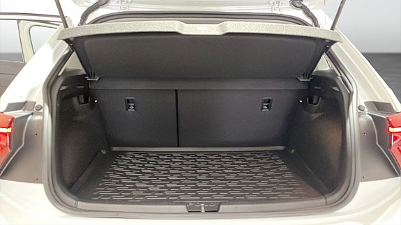 Volkswagen Polo 12 of 12