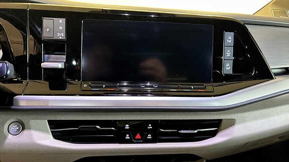Volkswagen Multivan 10 of 13