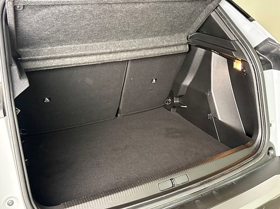 Peugeot 2008 7 of 20
