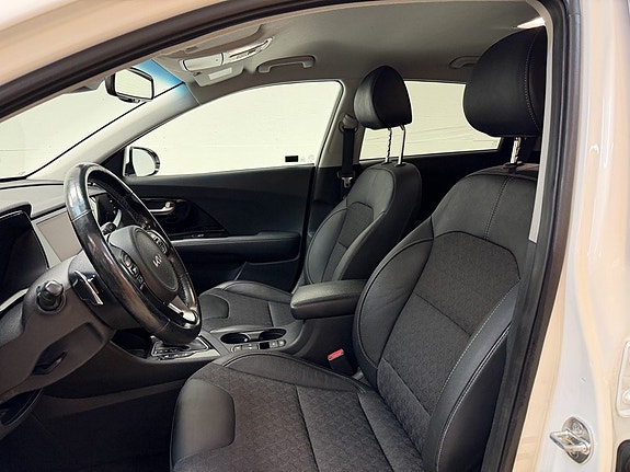 Kia Niro 8 of 28