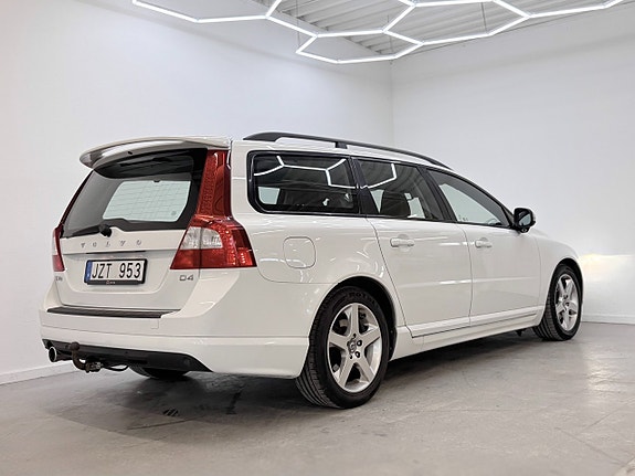 Volvo V70 6 of 29