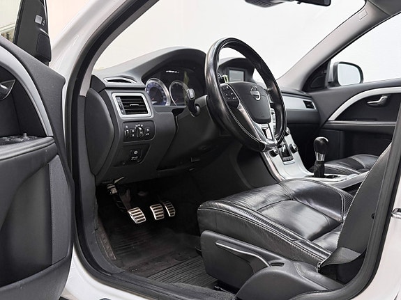 Volvo V70 11 of 29