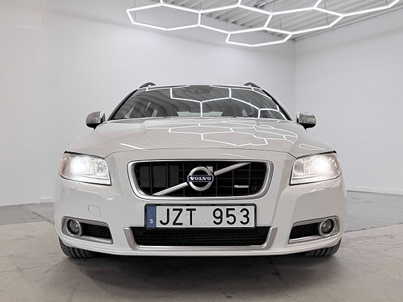 Volvo V70 3 of 29