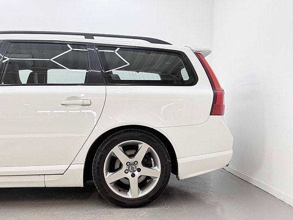 Volvo V70 27 of 29