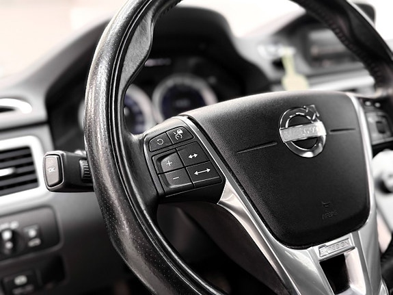 Volvo V70 17 of 29