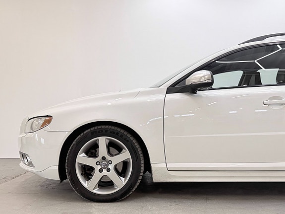 Volvo V70 26 of 29