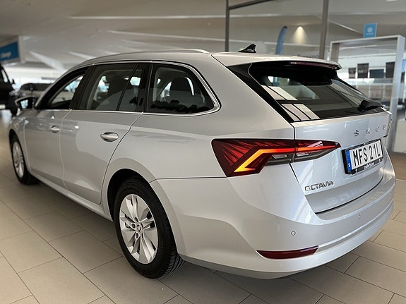 Skoda Octavia 5 of 18