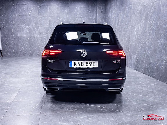 Volkswagen Tiguan Allspace 6 of 30