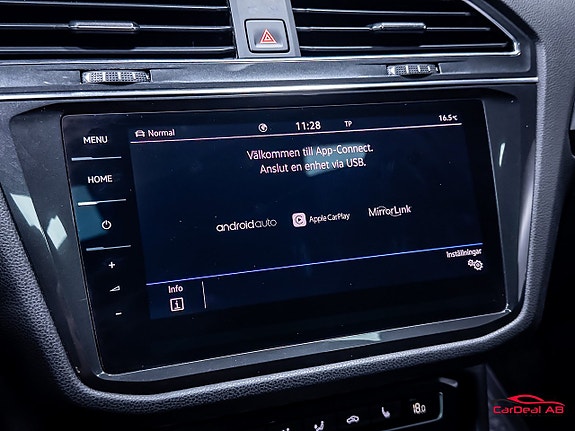 Volkswagen Tiguan Allspace 27 of 30