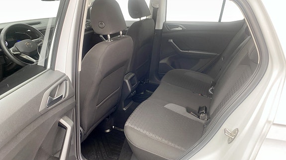 Volkswagen T-Cross 11 of 13