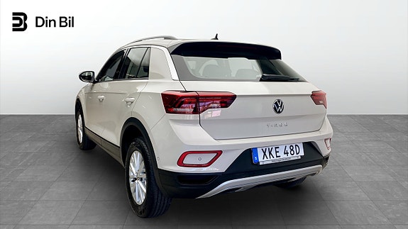 Volkswagen T-Roc 3 of 13
