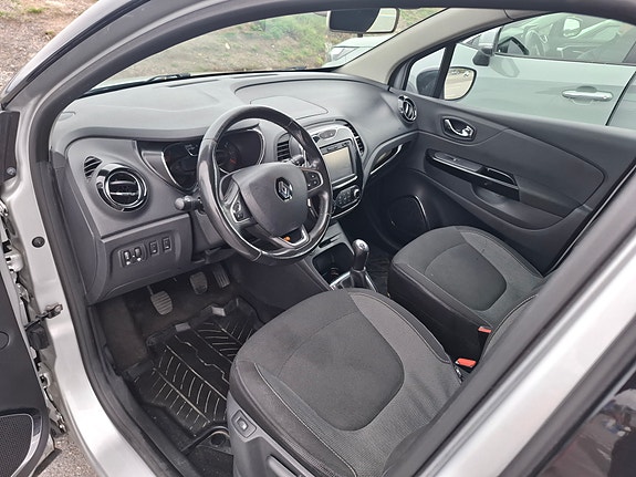 Renault Captur 6 of 12