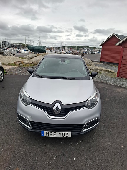 Renault Captur 10 of 12