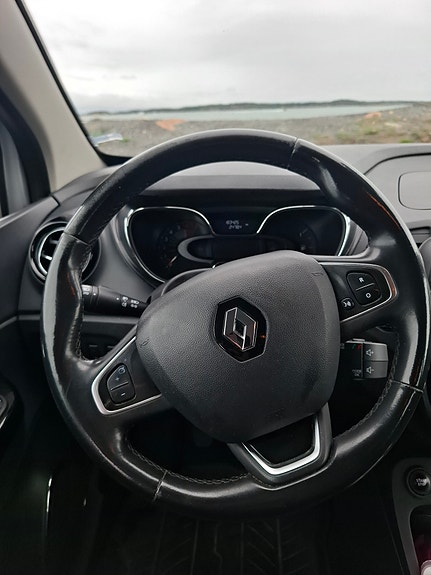 Renault Captur 11 of 12