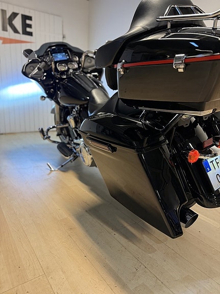 Harley-Davidson ROAD GLIDE SPECIAL 5 of 11