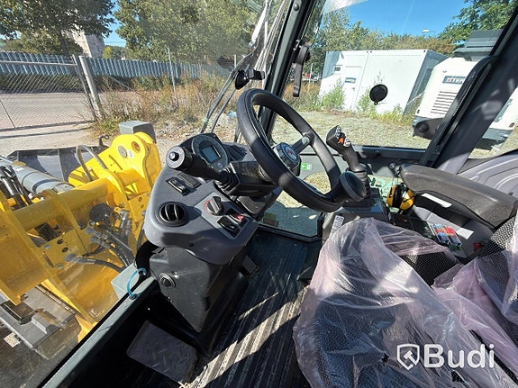 Hjullastare Wacker Neuson WL52, -2024 (248 ti... via auktion 11 of 27
