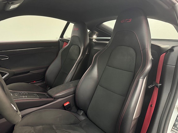 Porsche 718 Cayman GTS 13 of 20