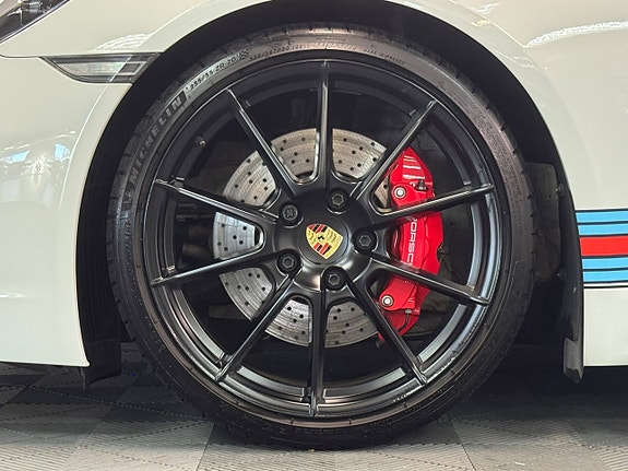Porsche 718 Cayman GTS 20 of 20