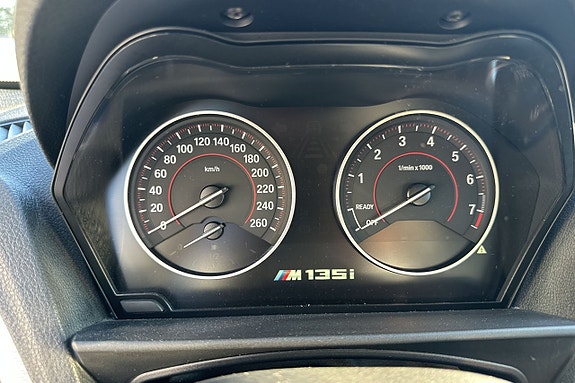 BMW M135i 28 of 30