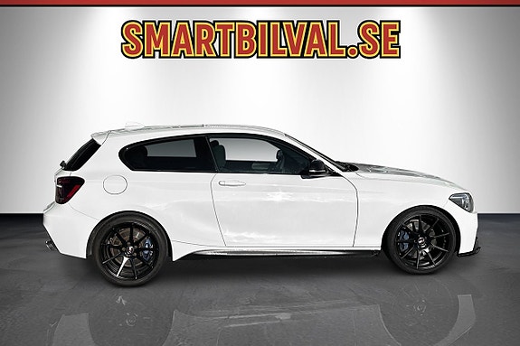 BMW M135i 8 of 30