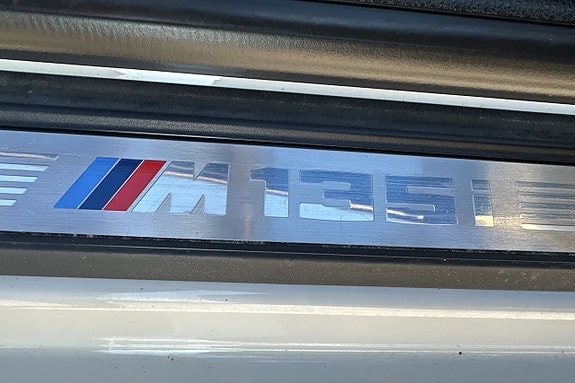 BMW M135i 13 of 30