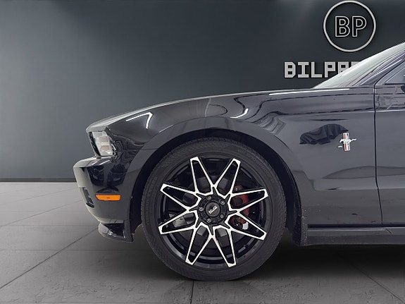 Ford Mustang 15 of 15