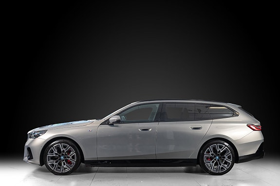 BMW i5 3 of 21
