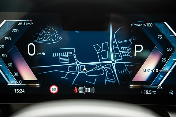 BMW i5 11 of 21