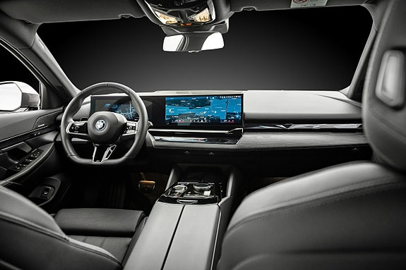 BMW i5 21 of 21