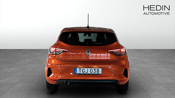 Renault Clio 7 of 12