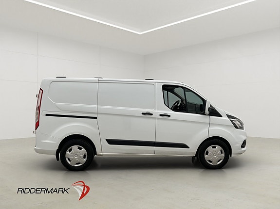 Ford Transit Custom 2 of 29
