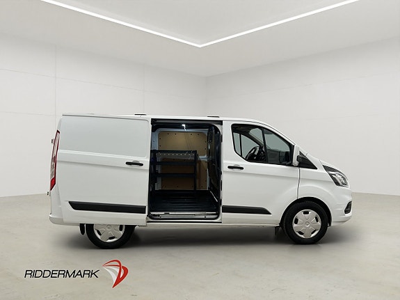 Ford Transit Custom 12 of 29