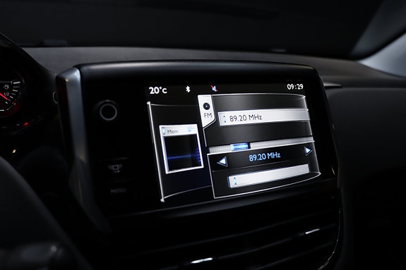 Peugeot 208 19 of 22