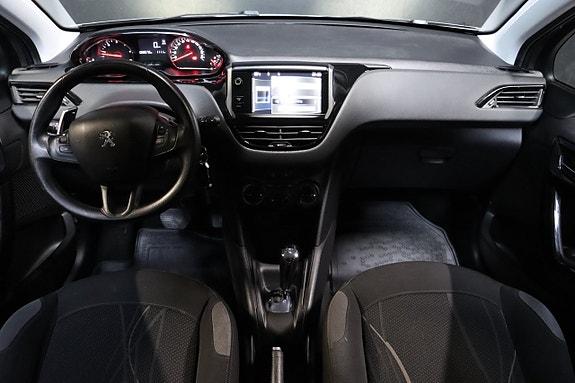 Peugeot 208 17 of 22