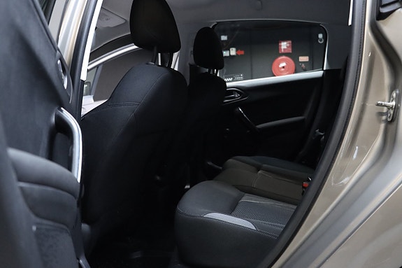 Peugeot 208 11 of 22