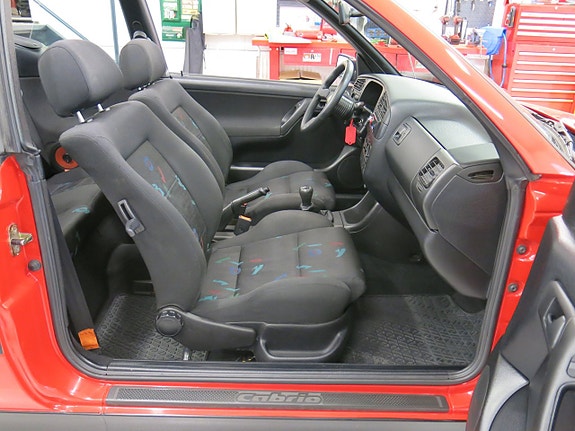 Volkswagen Golf I 19 of 29